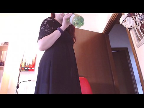 ❤️ Ein unterwürfiger Sklave, der schmutzige und üppige Höschen liebt, wird gezwungen zu masturbieren, nachdem er dieses Video gesehen hat! Just porn bei uns